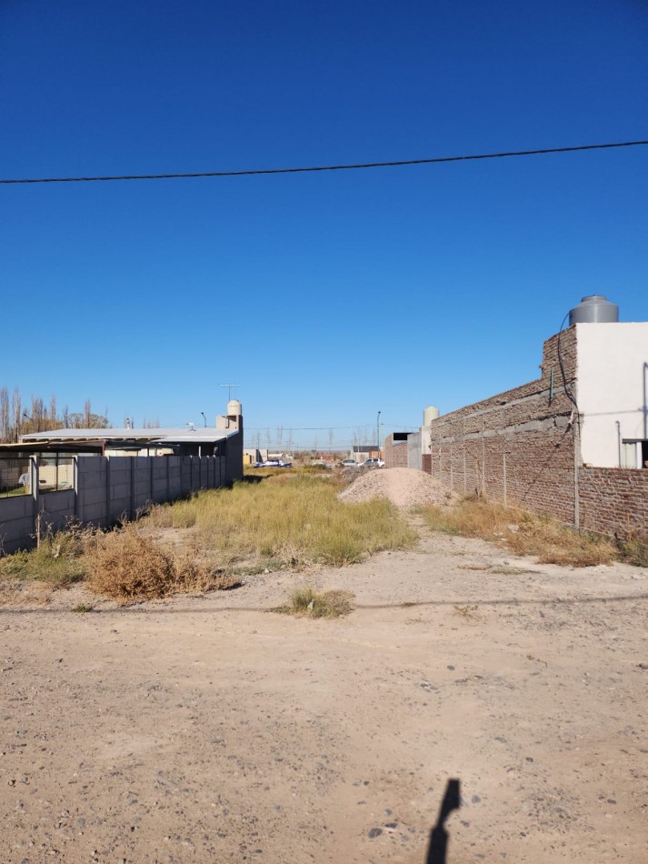 TERRENO EN B° EL SOL - GRAL. FERNANDEZ ORO