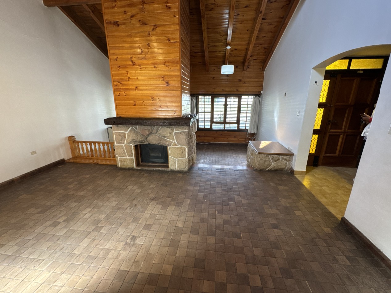 VENTA DE CASA EN CIPOLLETTI