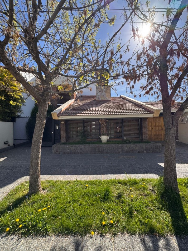 VENTA DE CASA EN CIPOLLETTI