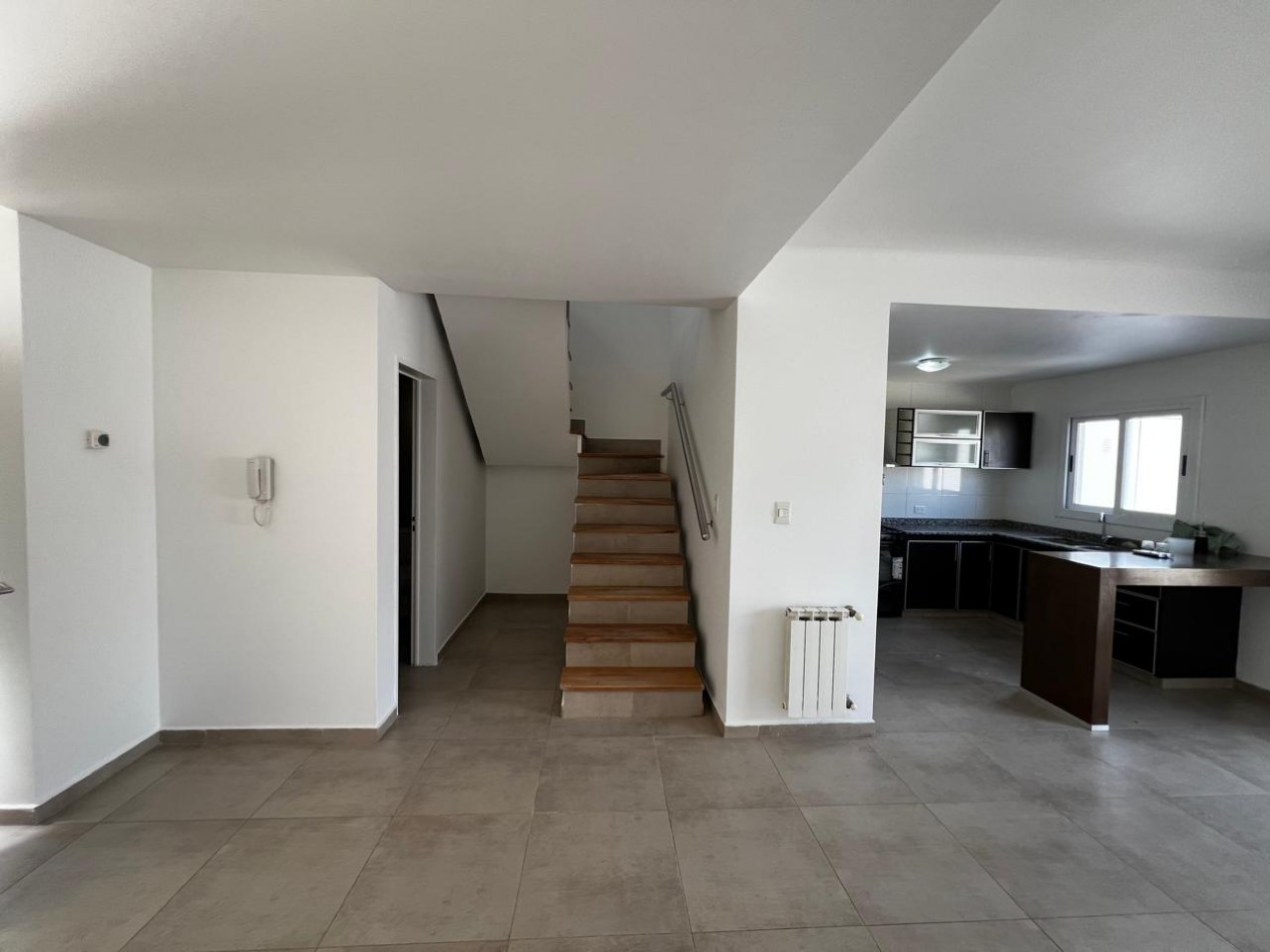 DUPLEX EN ALQUILER